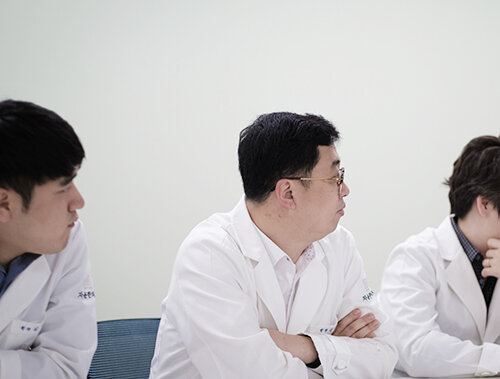 생리전증후군 증상이 심하다면 바로잡을 필요가 있어